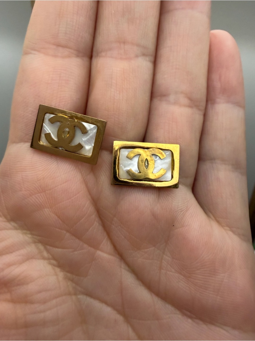 Stainless steel cc style Rectangular Logo Earrings with Pearl-Effect Inlay